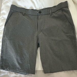 Greyson men’s golf shorts size 34
